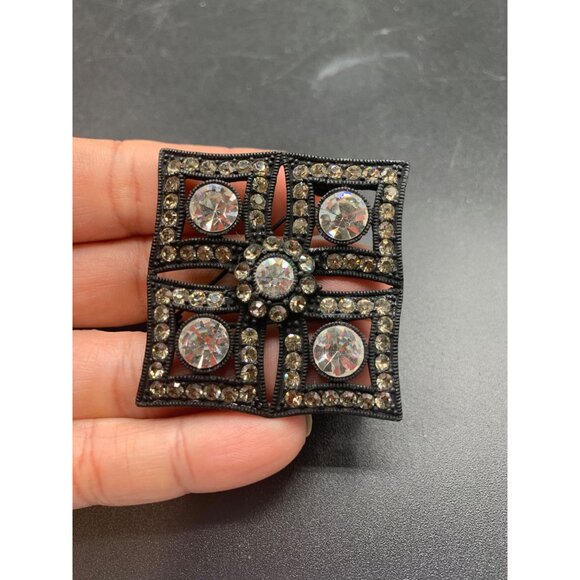 Black and Clear Rhinestones Brooch Maltese Cross Square Vintage Beauty - Picture 3 of 7